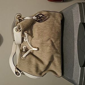 Micheal Kors purse